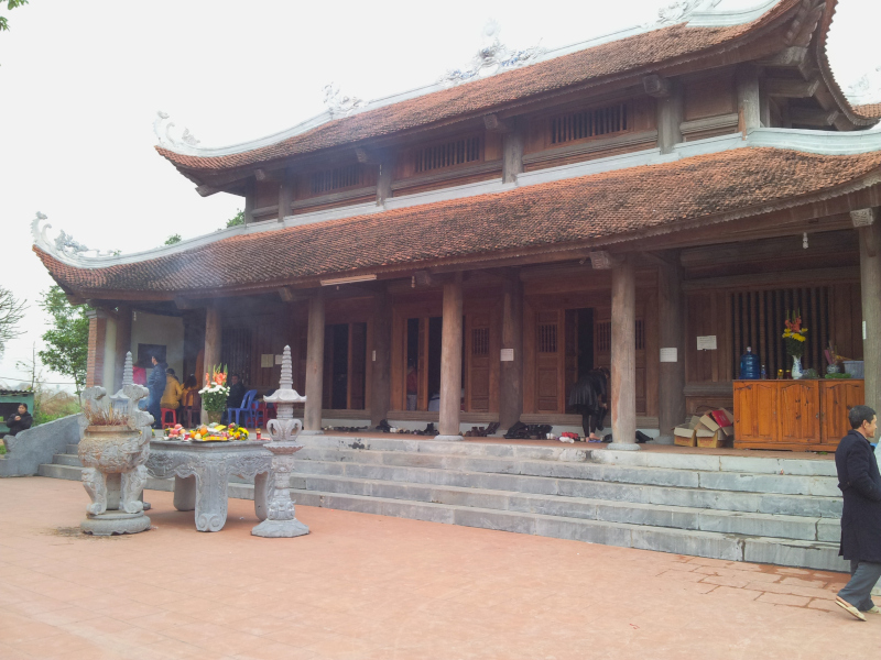 Xa Tac Linh Tu Temple